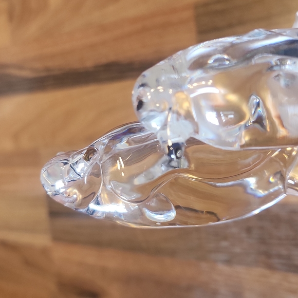 Royal Crystal Mother & Baby Penguin On Frosted Base Paperweight - Picture 13 of 14